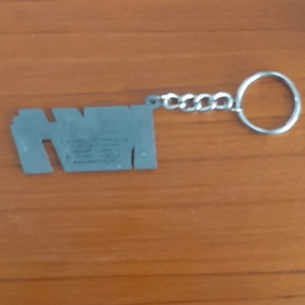 KISS Logo Keychain - Picture 2 of 2